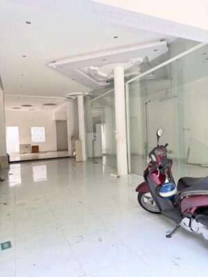 Kiểm định trước khi thuê giúp doanh nghiệp quyết định điều gì?